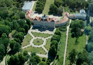 Park Muzeum Pałac w Rogalinie z lotu ptaka