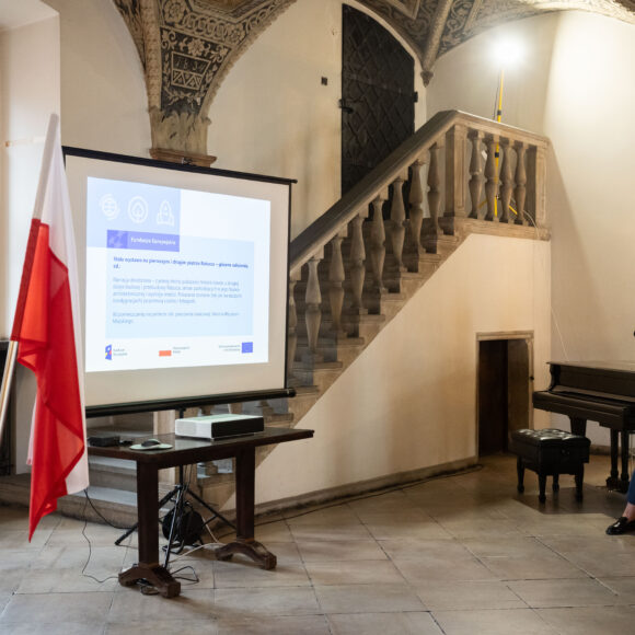O PROJEKCIE NA KONFERENCJI PRASOWEJ