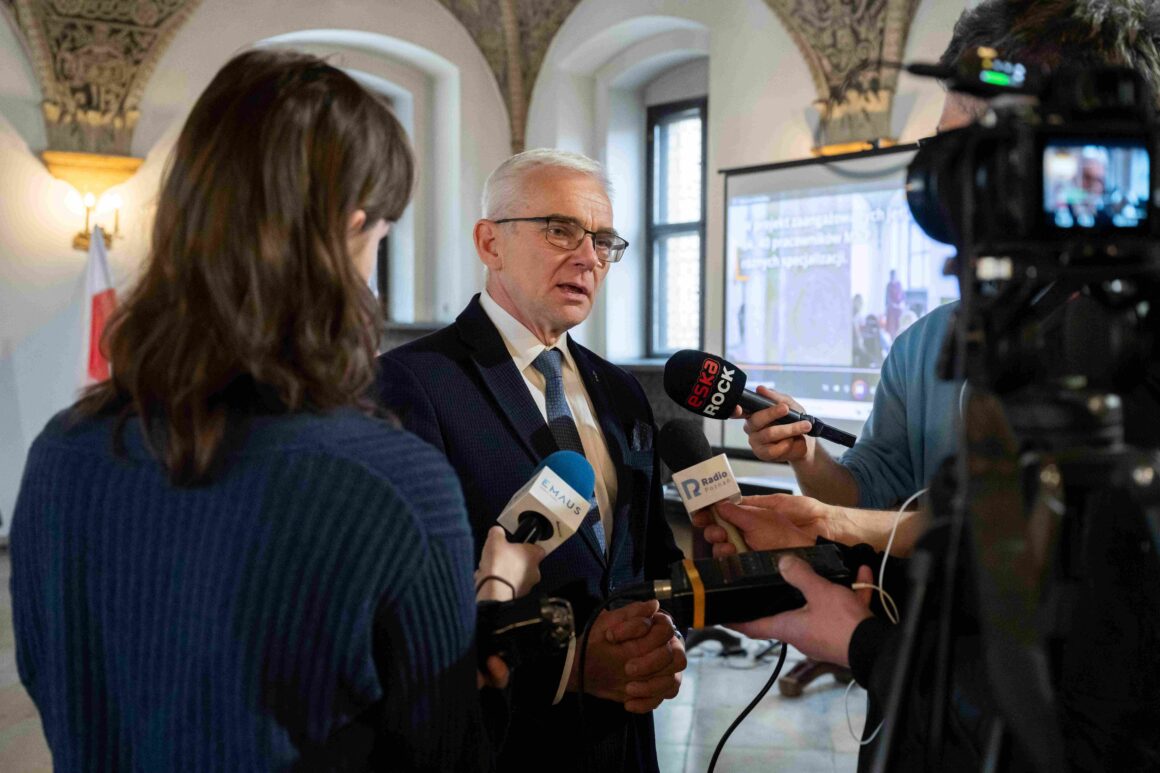 O PROJEKCIE W MEDIACH