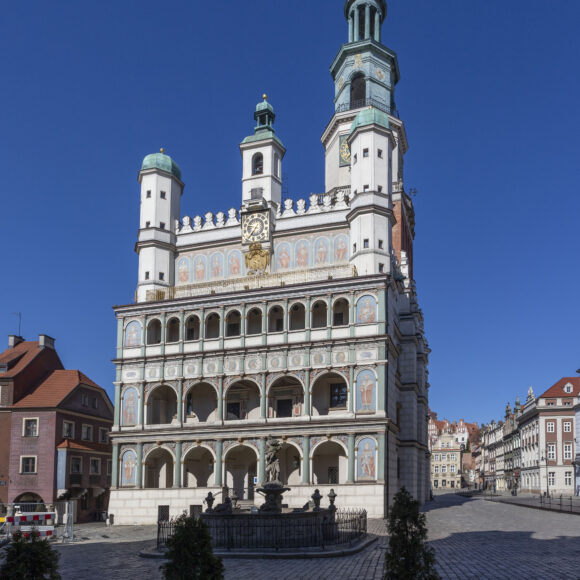 Ratusz06 UMOWA NA ODNOWIENIE ELEWACJI RATUSZA PODPISANA